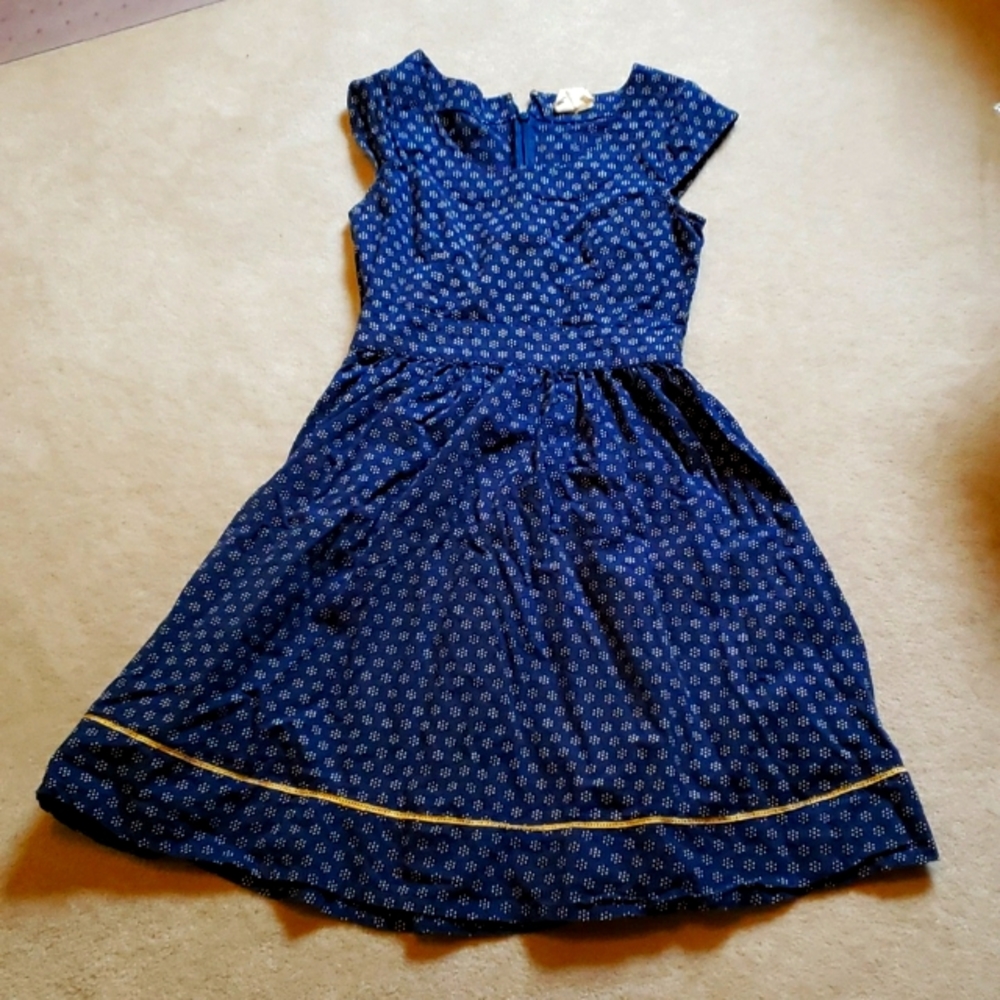 Mata Traders dress